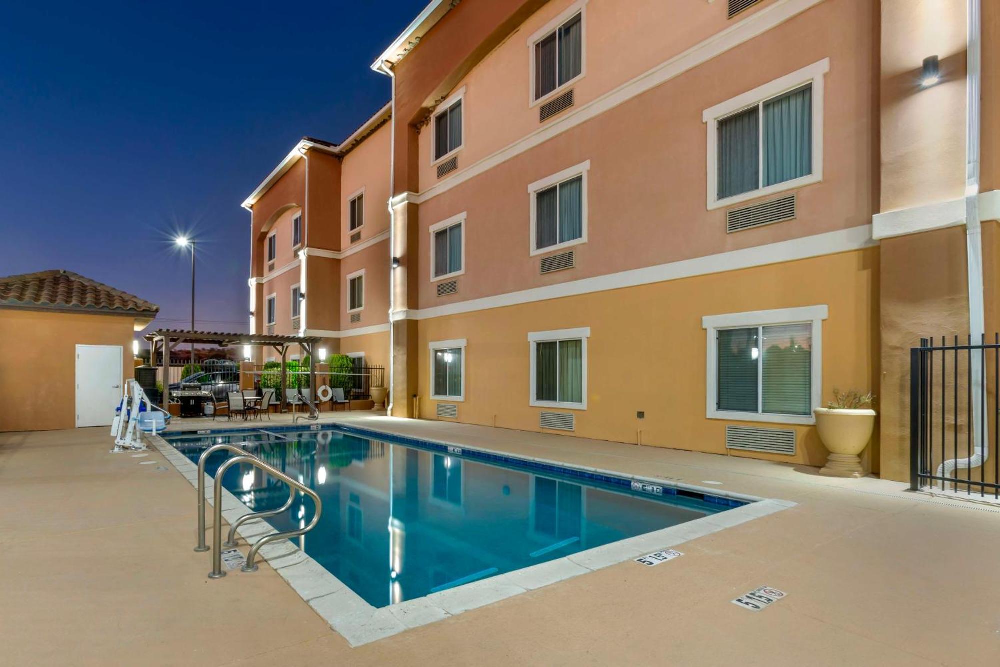 נוגאלס Best Western Sonora Inn & Suites מראה חיצוני תמונה